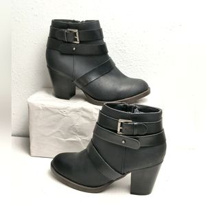 Olive Street 6M Black Buckle Ankle Boots Block Heeled Side Zip